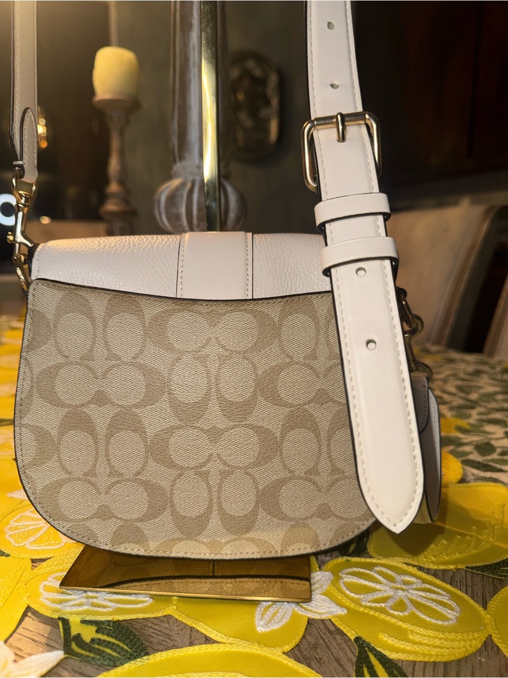 Like NEW Coach Georgie Saddle Crossbody or Clutch Removable & Adjustable Strap - Picture 7 of 15